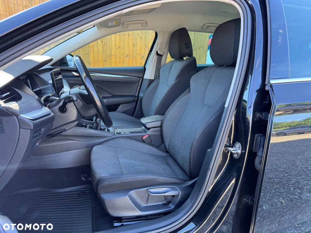 Skoda Octavia 2.0 TDI Style - 27