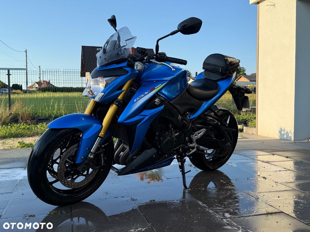 Suzuki GSX 1000 - 7