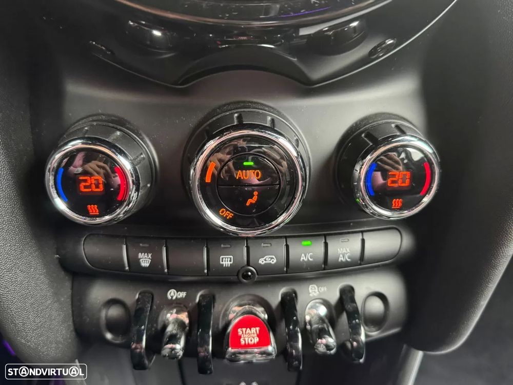 MINI 3 Portas One D - 11