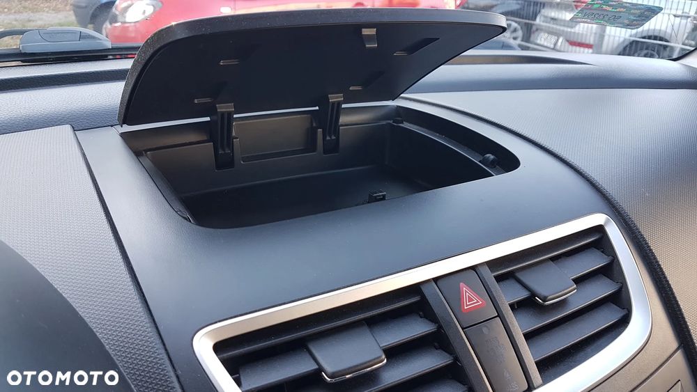 Suzuki Swift 1.2 4x4 Club - 23