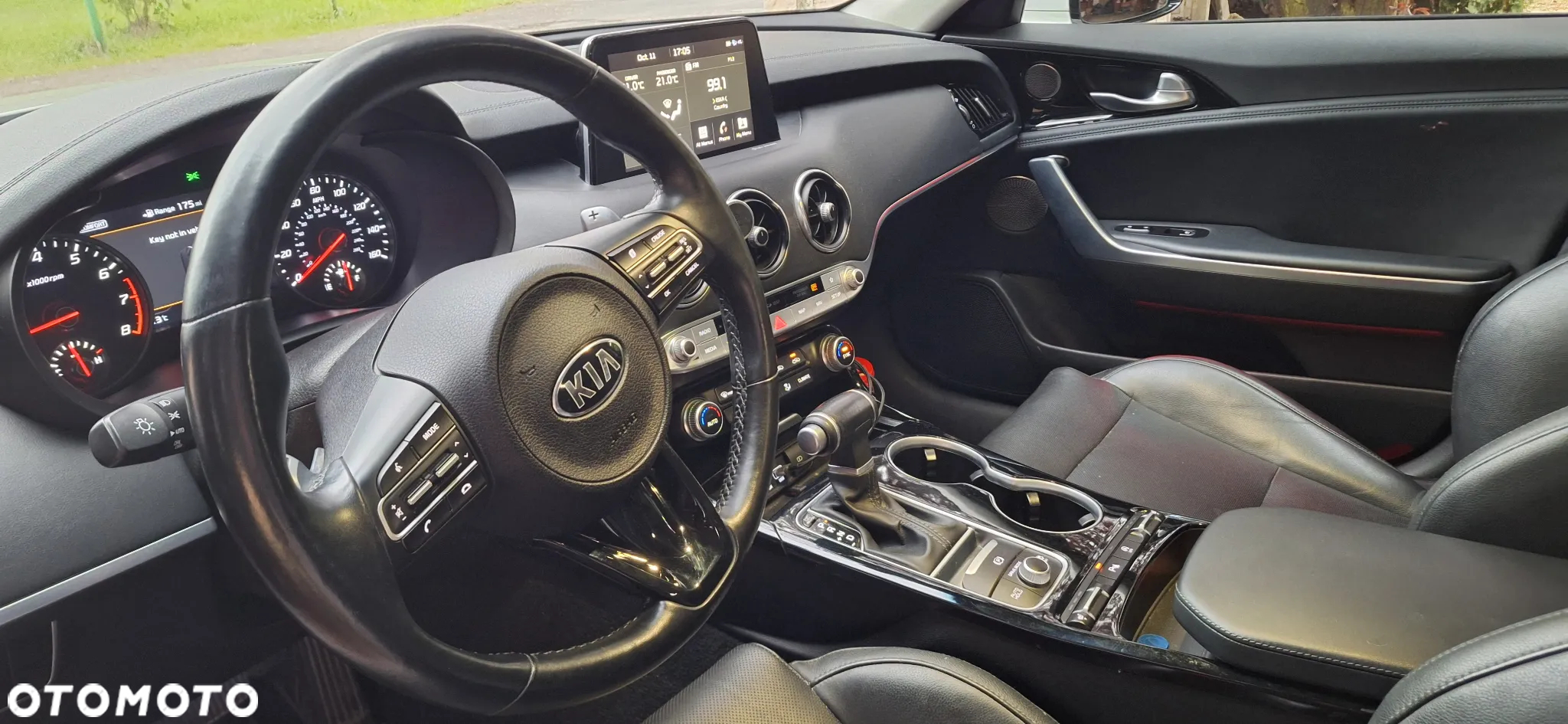 Kia Stinger - 23