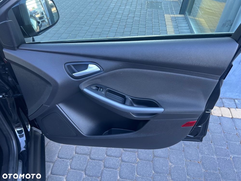 Ford Focus - 28
