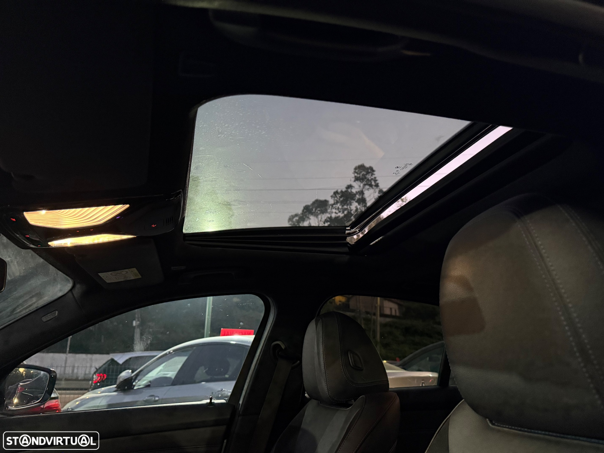BMW 320 d Pack M Auto - 14