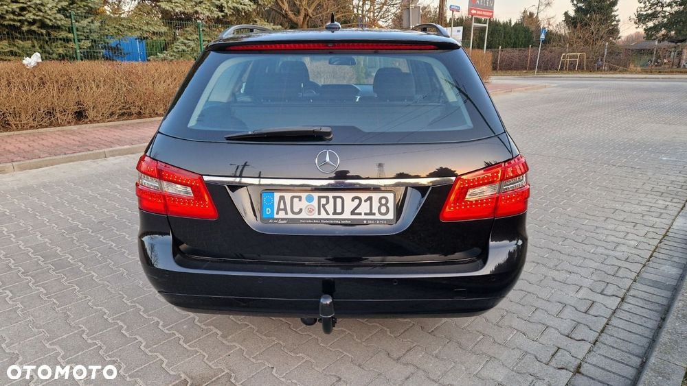 Mercedes-Benz Klasa E 200 CDI BlueEff - 9
