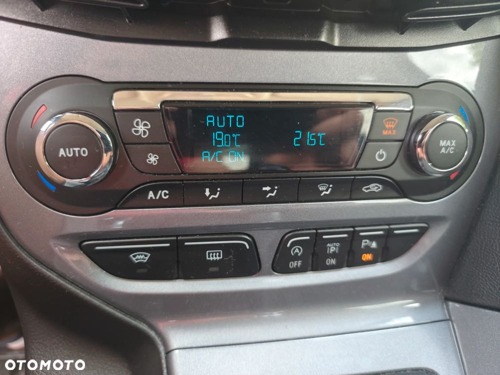Ford Focus 1.0 EcoBoost Titanium - 15