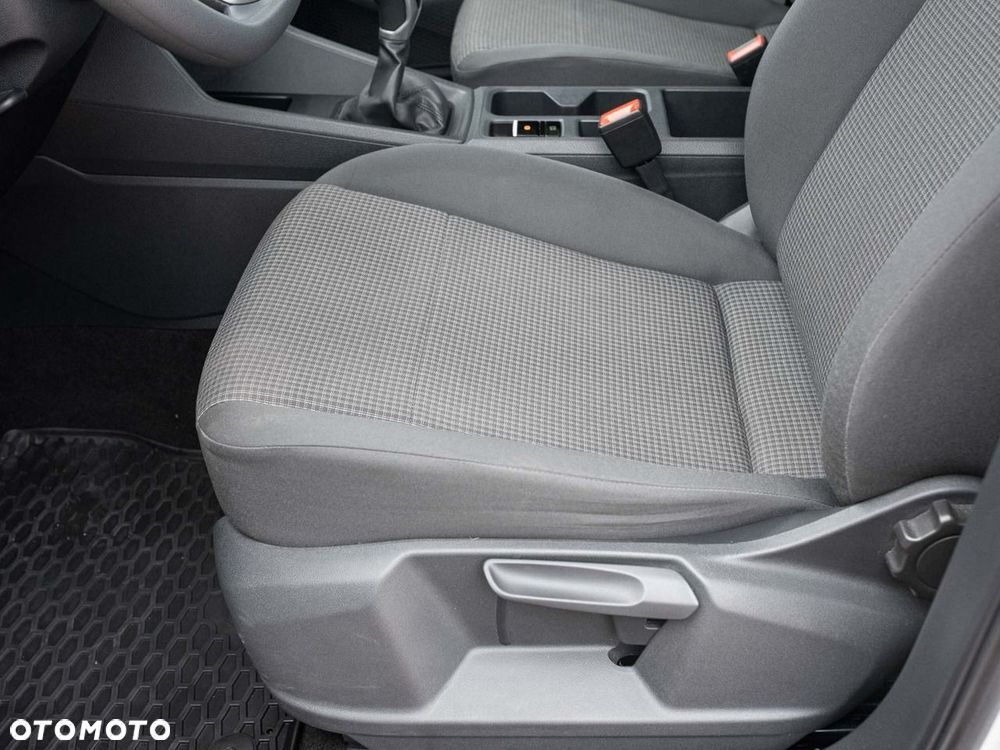 Volkswagen Caddy - 11