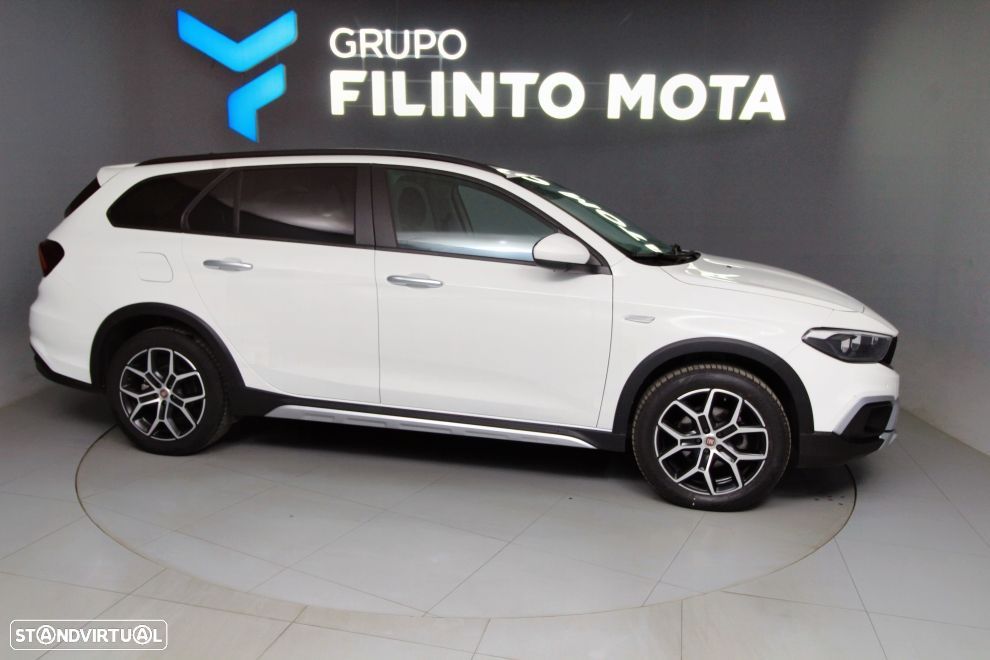 Fiat Tipo Station Wagon Cross 1.0 GSE T3 Cross - 9