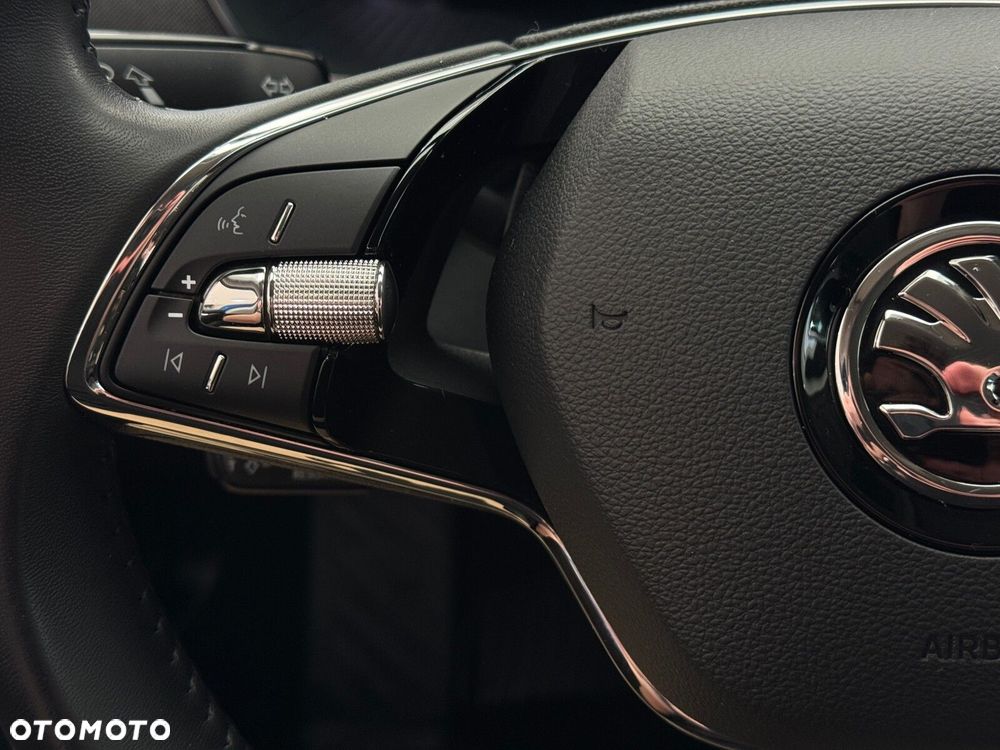 Skoda Octavia 1.5 TSI ACT Style - 24