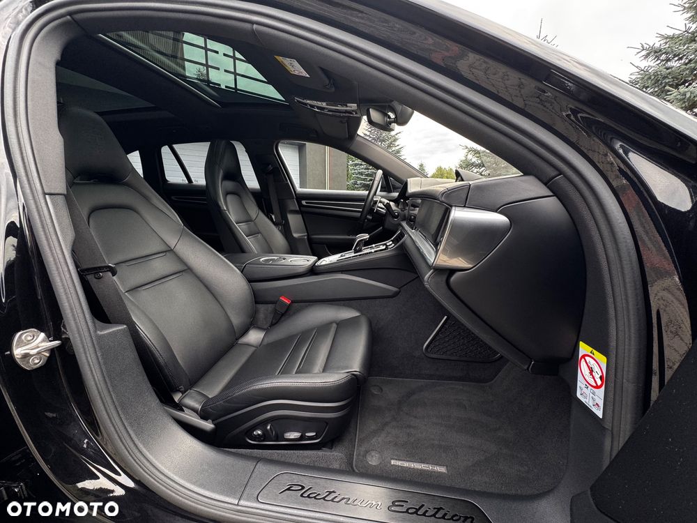 Porsche Panamera 4 E-Hybrid Platinum Edition - 27