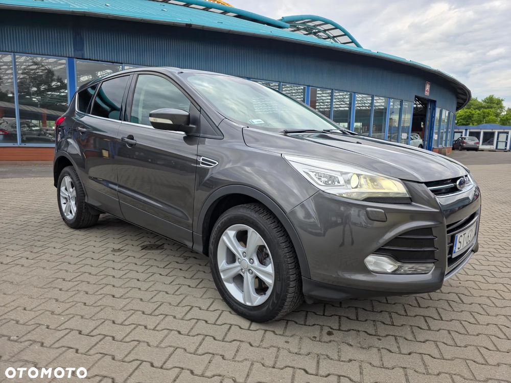 Ford Kuga 2.0 TDCi 2x4 Titanium - 21
