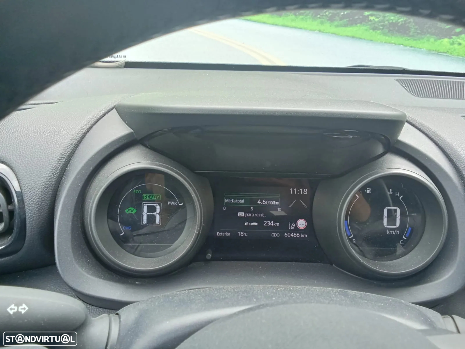 Toyota Yaris 1.5 HDF Comfort - 10