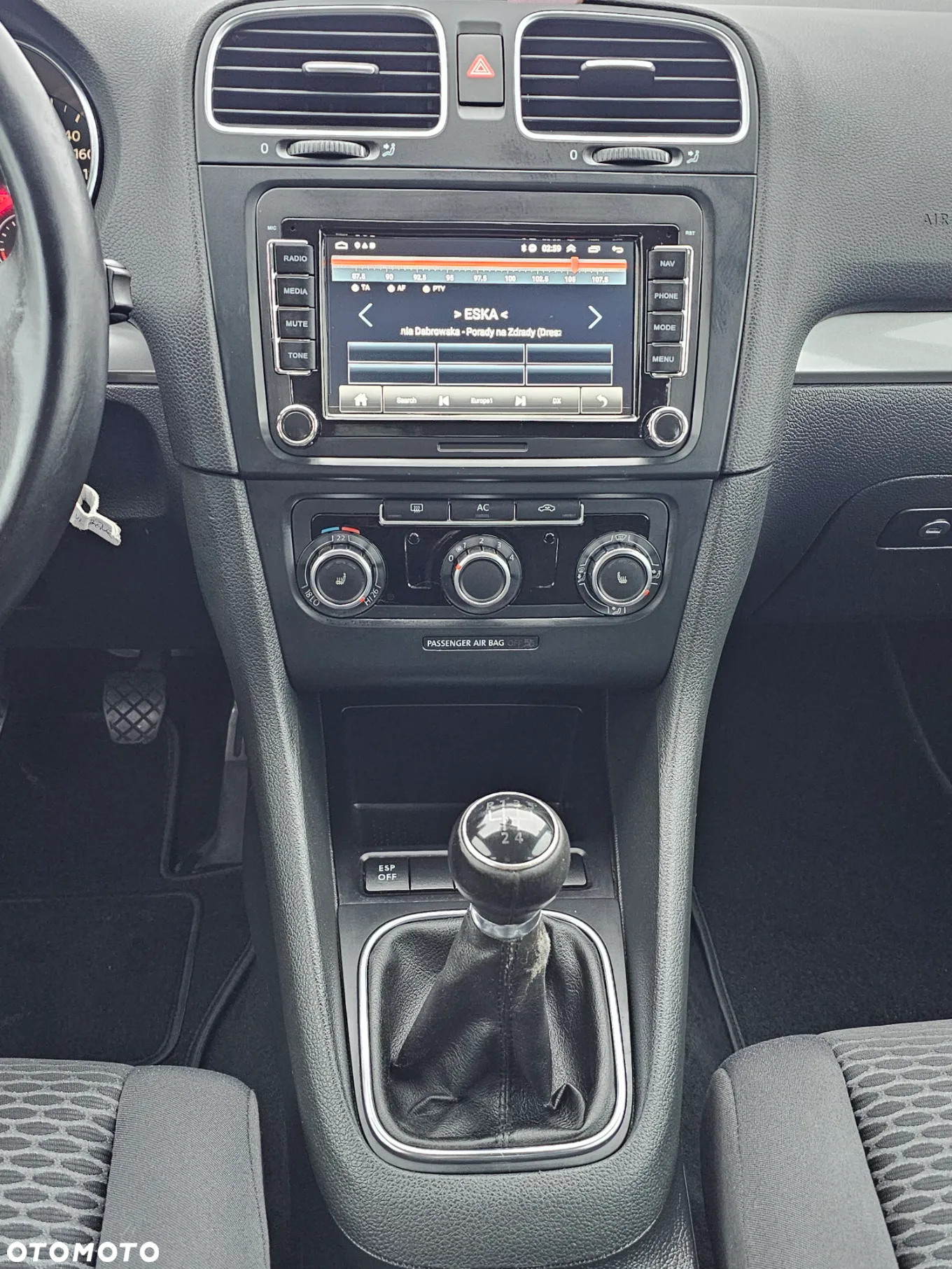 Volkswagen Golf - 16