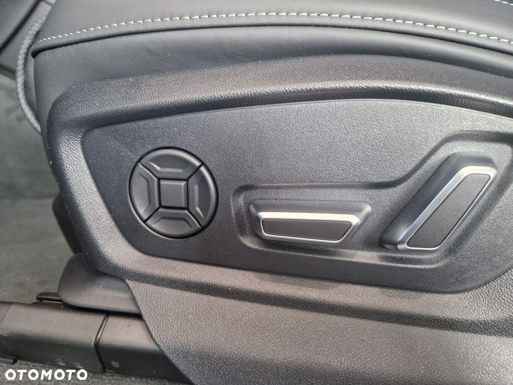 Audi SQ8 TFSI Quattro Tiptronic - 15