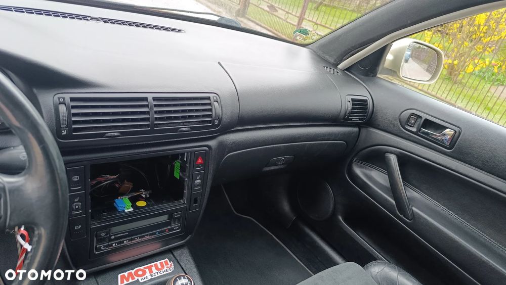 Volkswagen Passat 2.0 Exclusive - 20