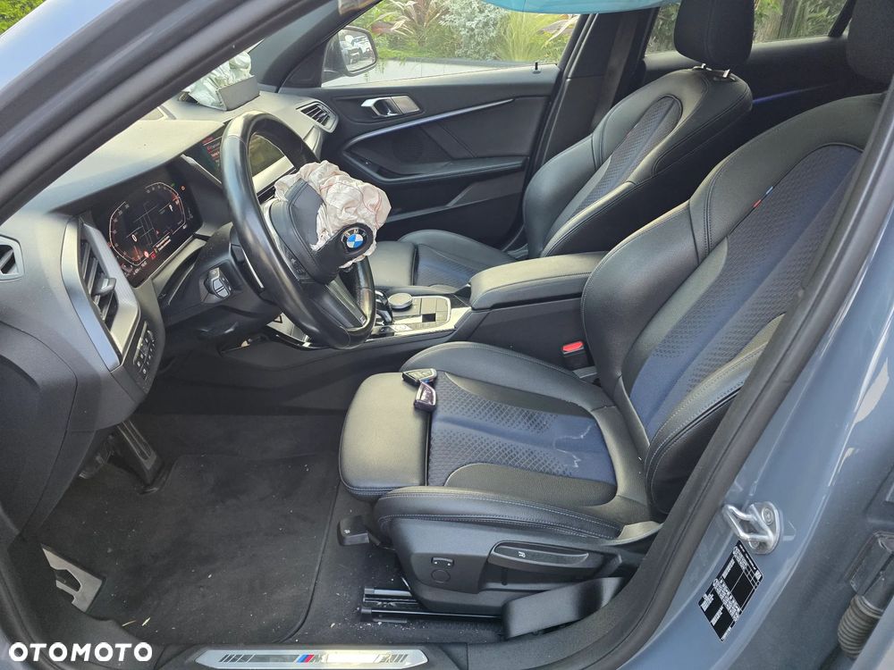 BMW Seria 1 - 21