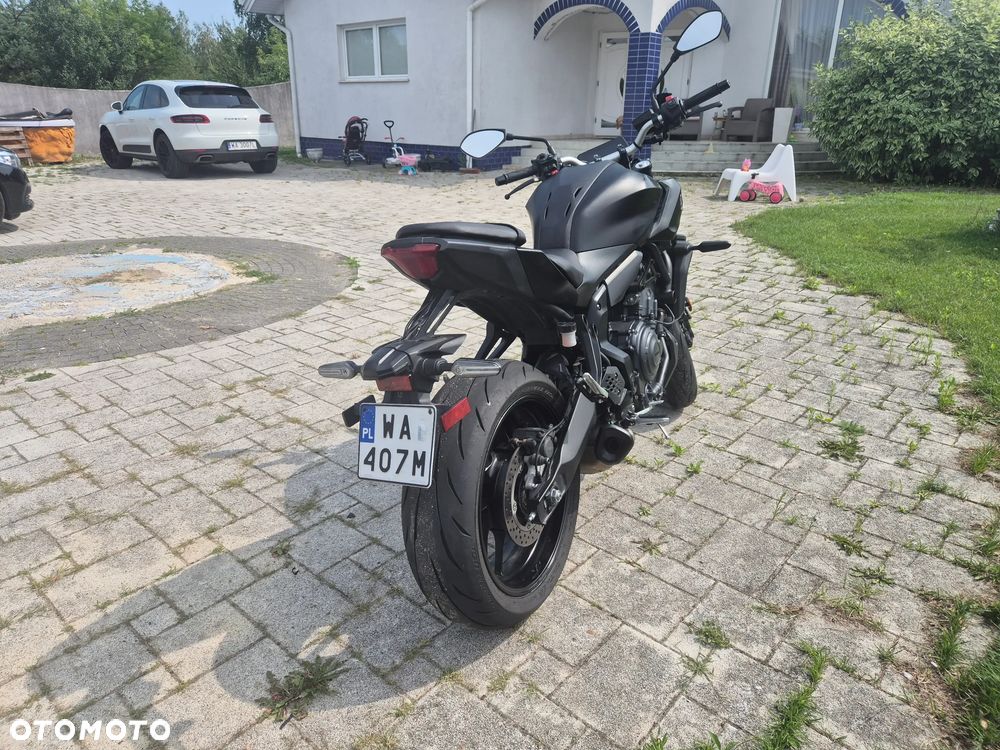 Yamaha MT - 9