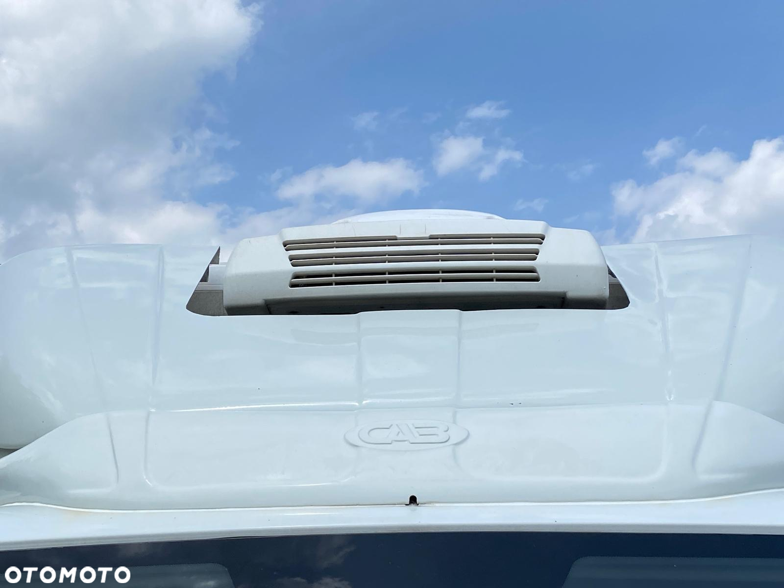 Iveco DAILY 35-160 HI-MATIC CHŁODNIA 8EP THERMO KING V300 MAX WINDA ZEPRO - 22