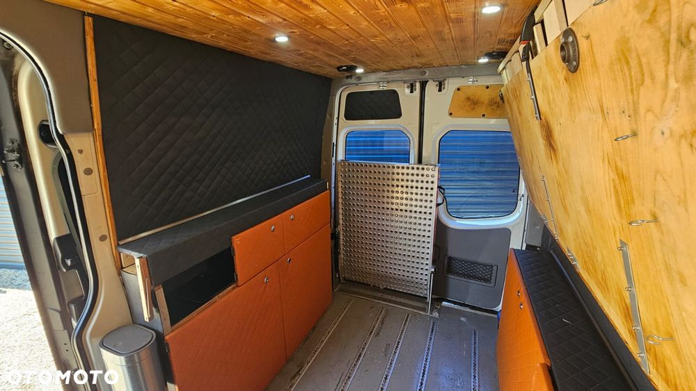 Volkswagen Crafter kamper - 14