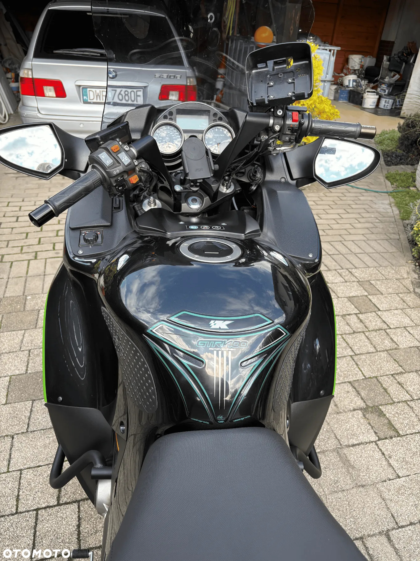 Kawasaki GTR - 3