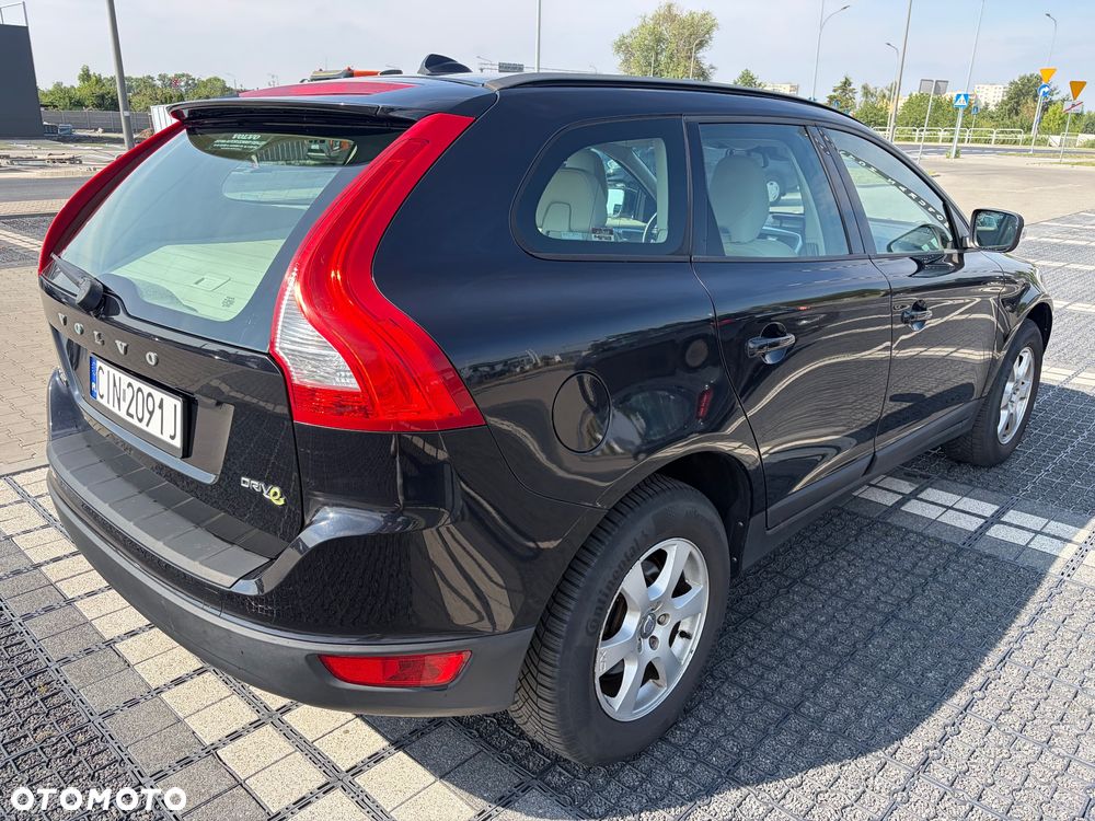 Volvo XC 60 DRIVe R-Design - 12