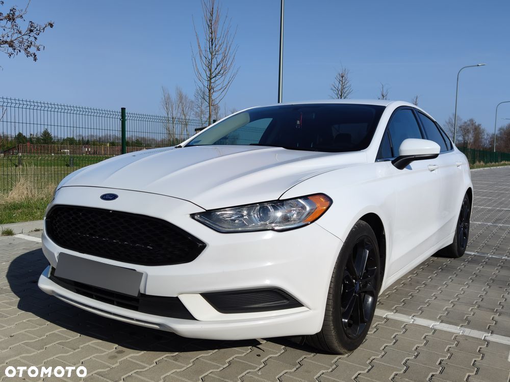 Ford Fusion - 1