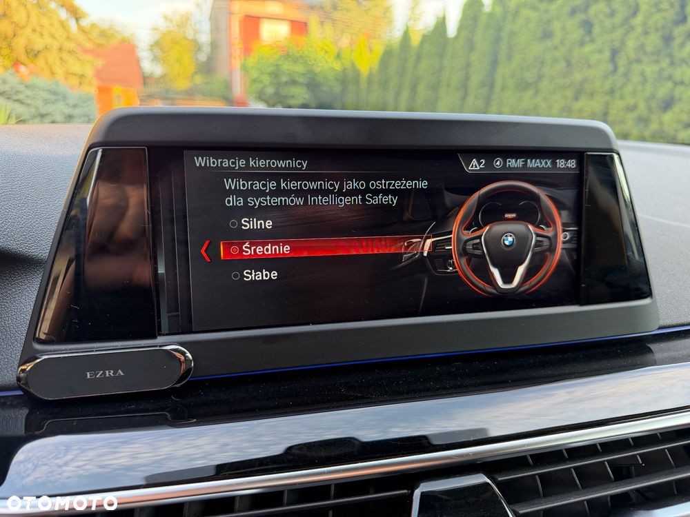 BMW Seria 5 520d Sport Line sport - 26