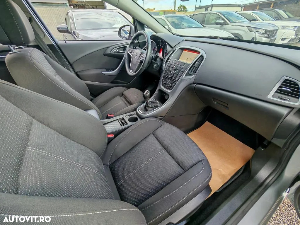 Opel Astra - 4