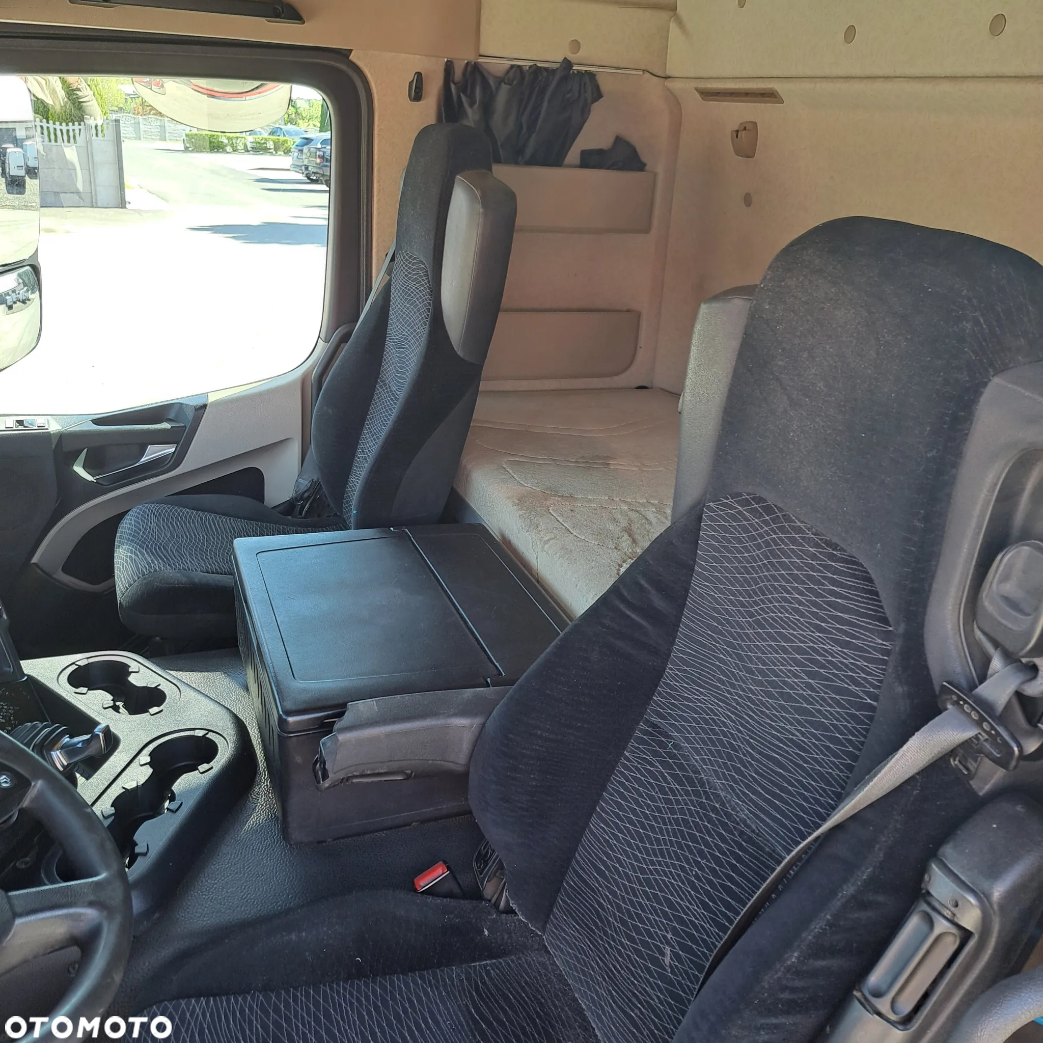 Mercedes-Benz ACTROS - 9