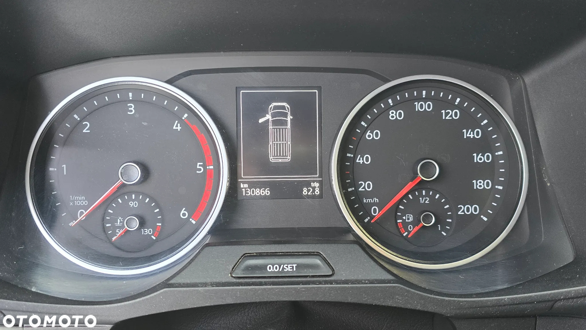 Volkswagen CRAFTER - 8