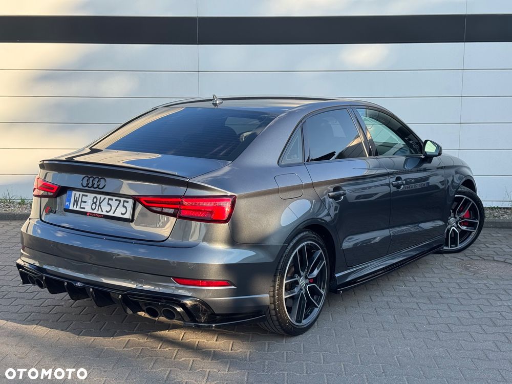 Audi S3 Limousine - 4
