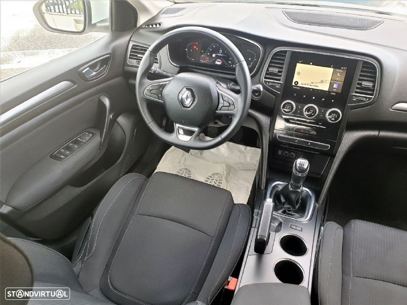 Renault Mégane 1.5 Blue dCi Limited J17 - 17