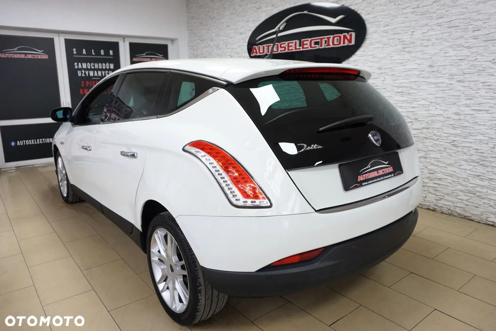 Lancia Delta 1.4 T-Jet 16v Argento - 13