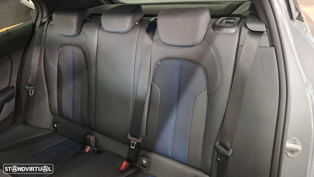 BMW 116 d Pack Desportivo M Auto - 13