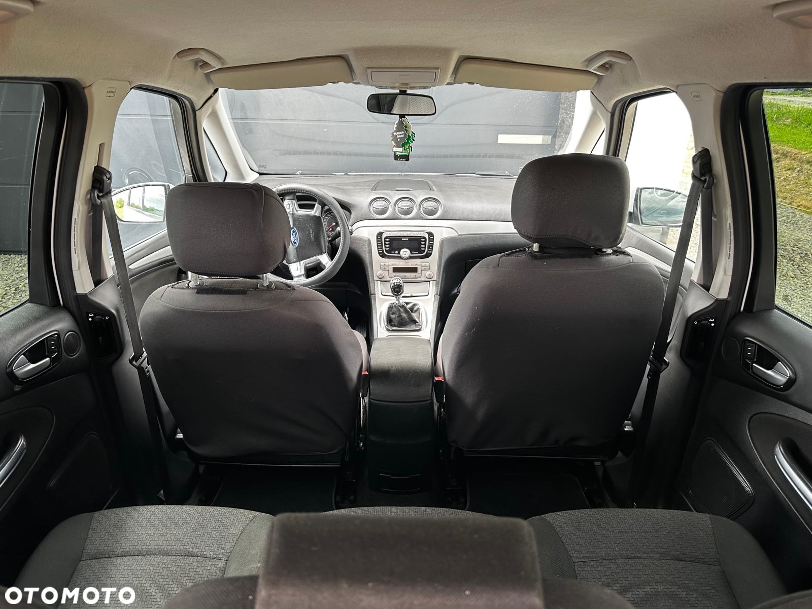 Ford Galaxy 2.0 TDCi DPF Ghia - 8