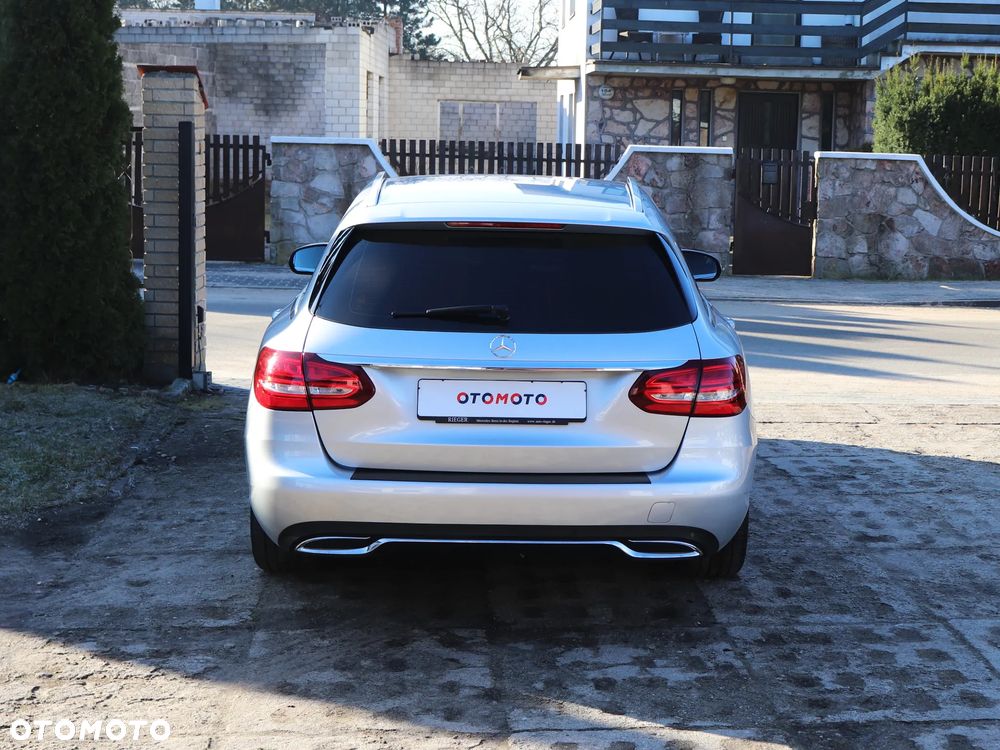 Mercedes-Benz Klasa C 180 Avantgarde - 12