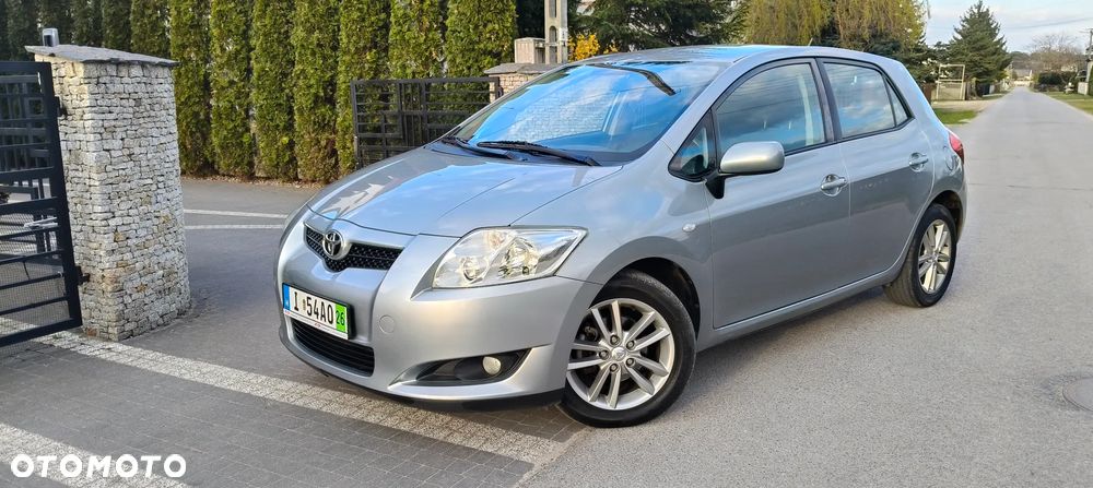 Toyota Auris 1.4 D-4D Life - 1