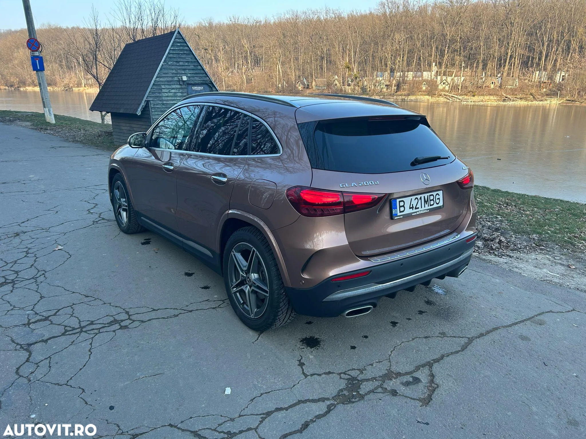 Mercedes-Benz GLA 200 d 4MATIC Aut. - 14