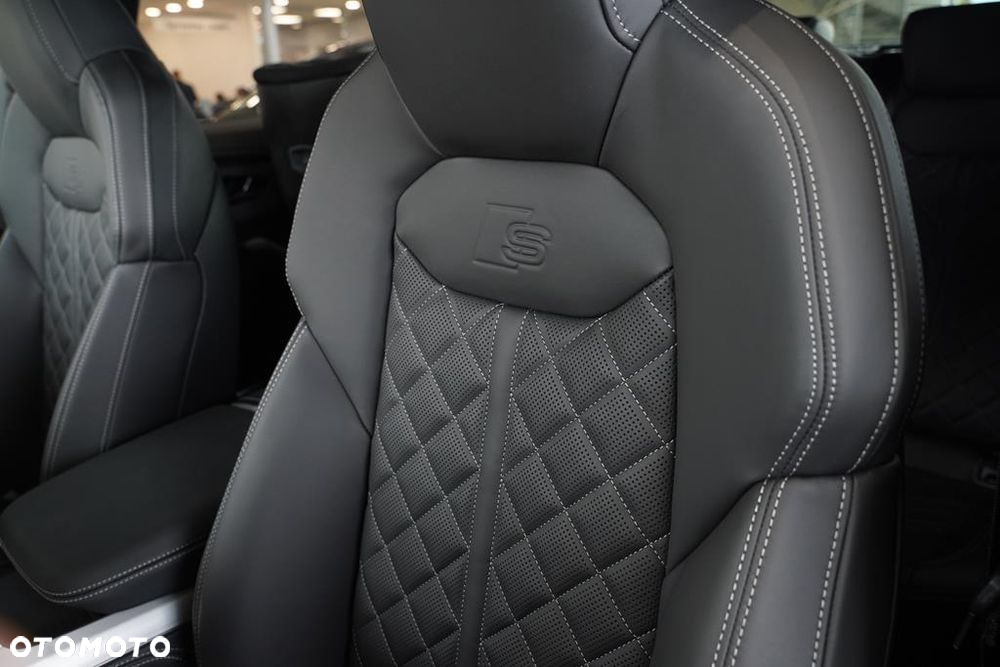 Audi Q8 50 TDI mHEV Quattro Tiptronic - 13