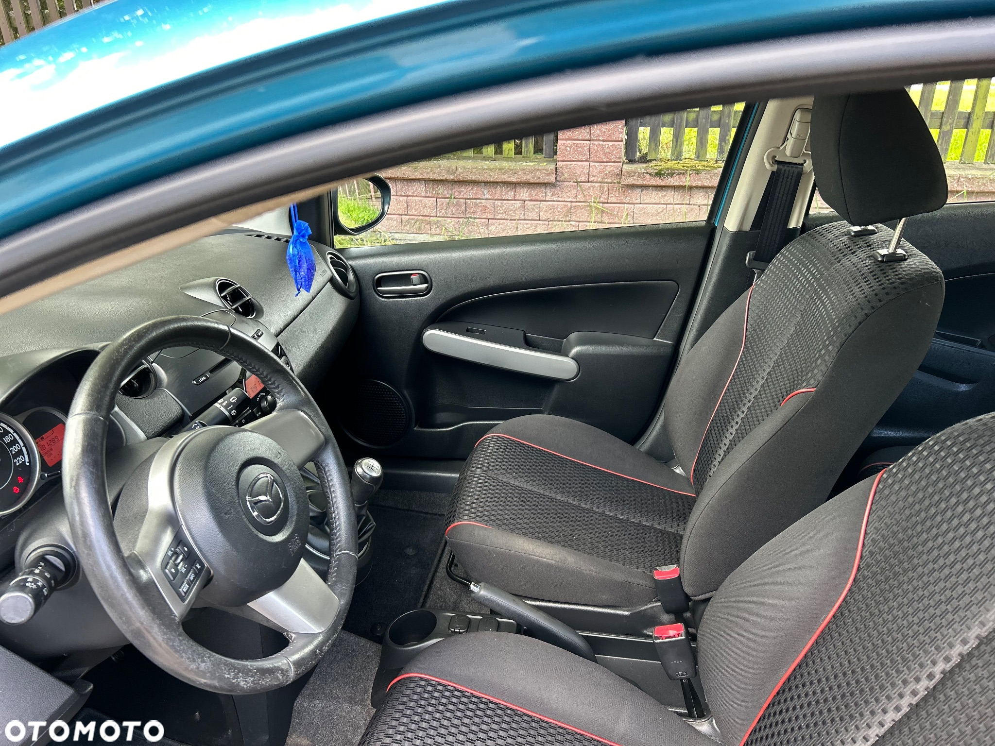 Mazda 2 - 12