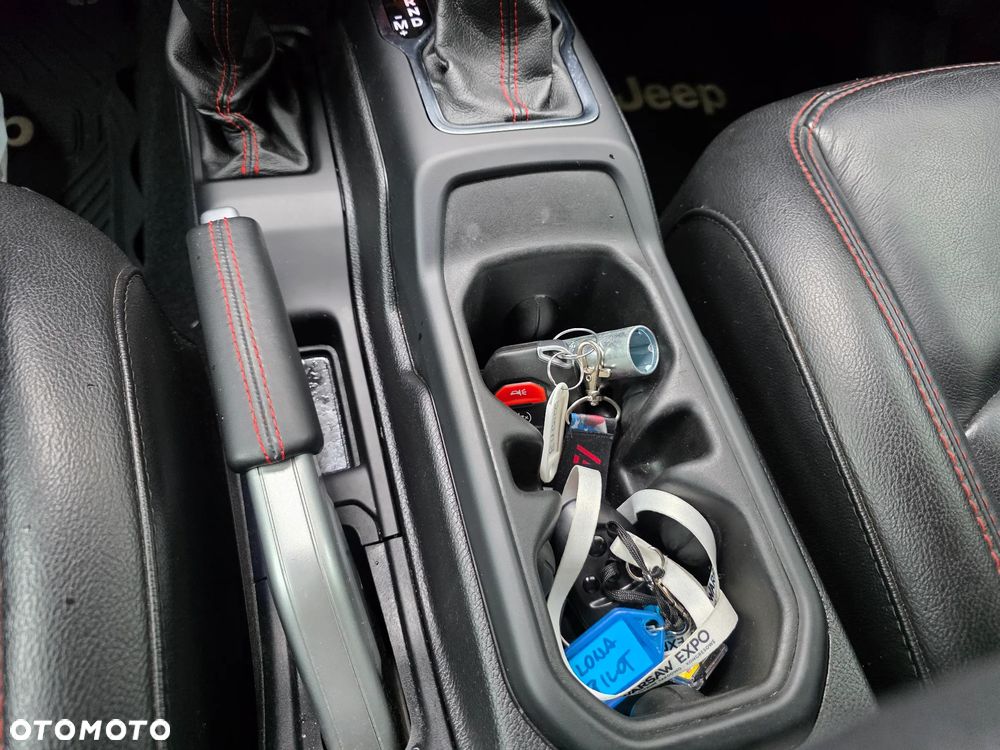 Jeep Wrangler Unlimited GME 2.0 Turbo Rubicon - 13
