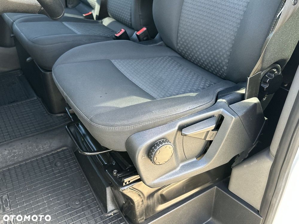 Ford Tourneo Custom 2.0 EcoBlue L2 Trend - 14