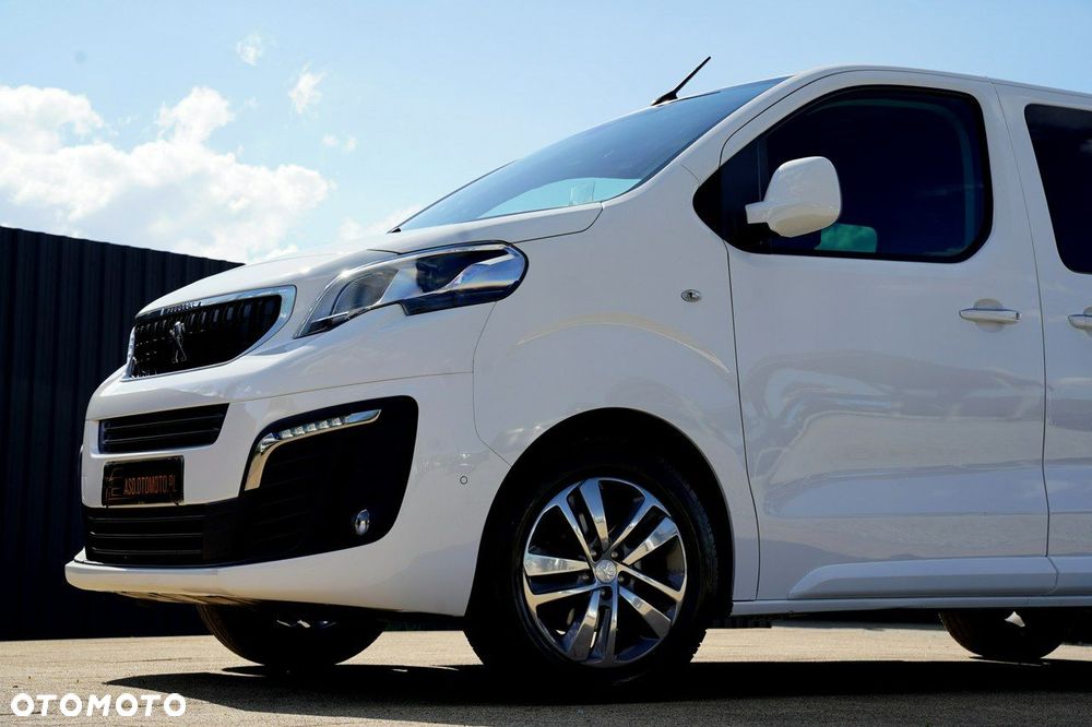 Peugeot Traveller - 3
