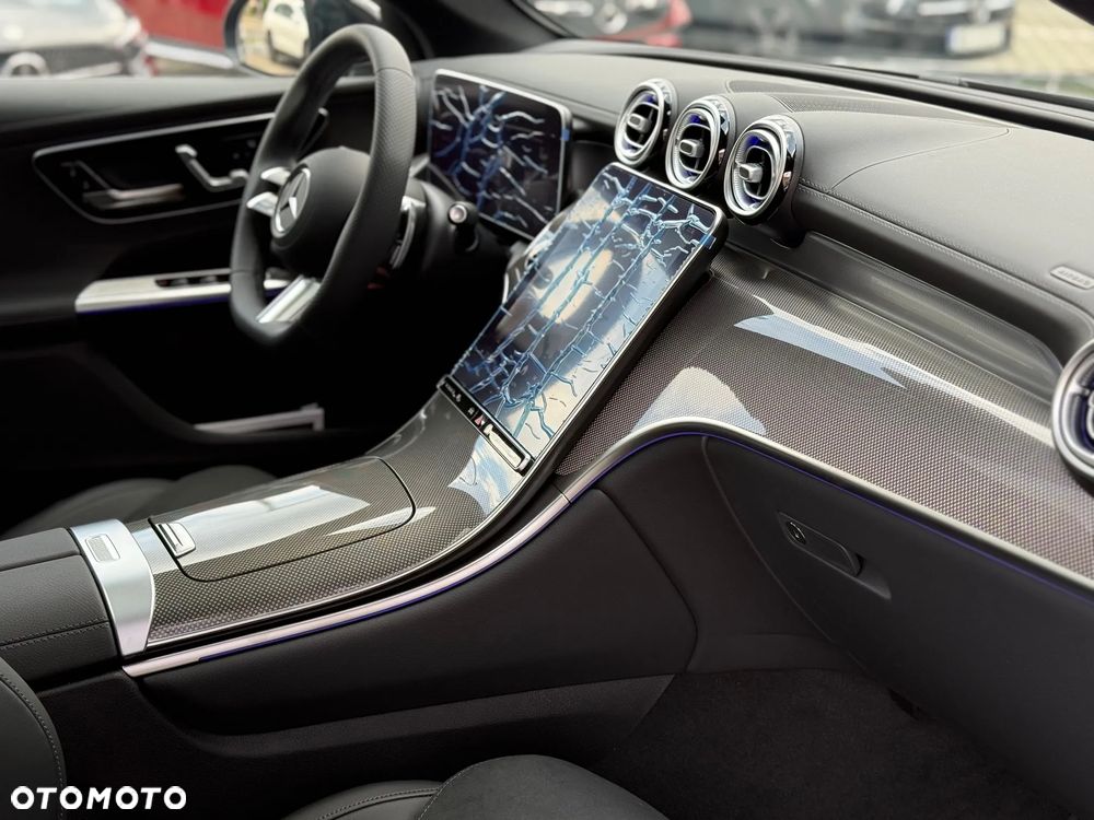 Mercedes-Benz GLC - 18
