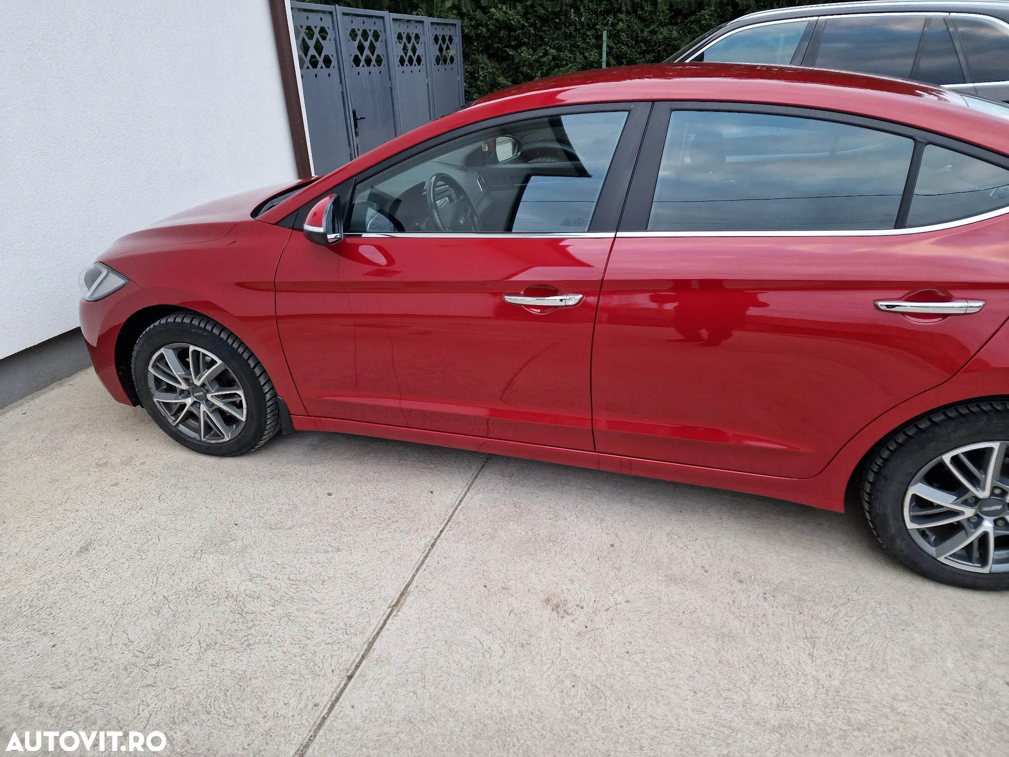 Hyundai Elantra 1.6 CRDI 7DCT Exclusive - 2