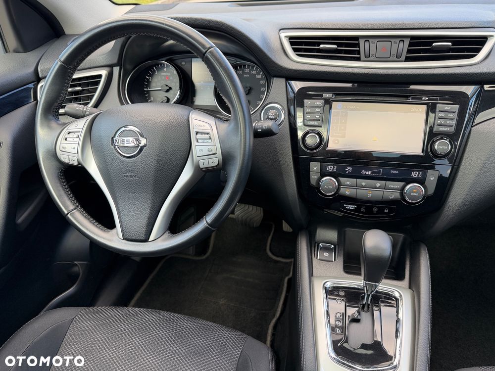 Nissan Qashqai 1.2 DIG-T Xtronic N-Connecta - 13