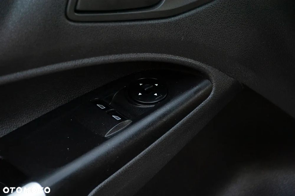 Ford Transit Connect - 24