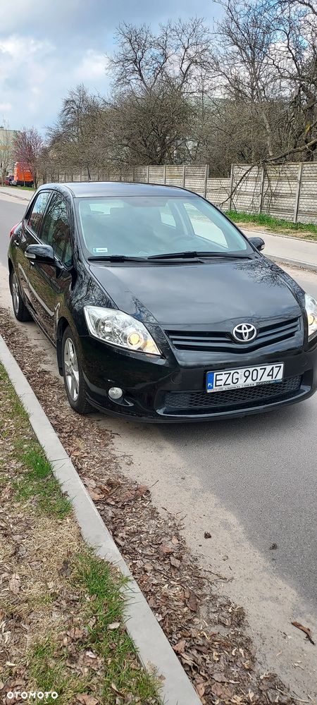 Toyota Auris 1.6 Premium - 3
