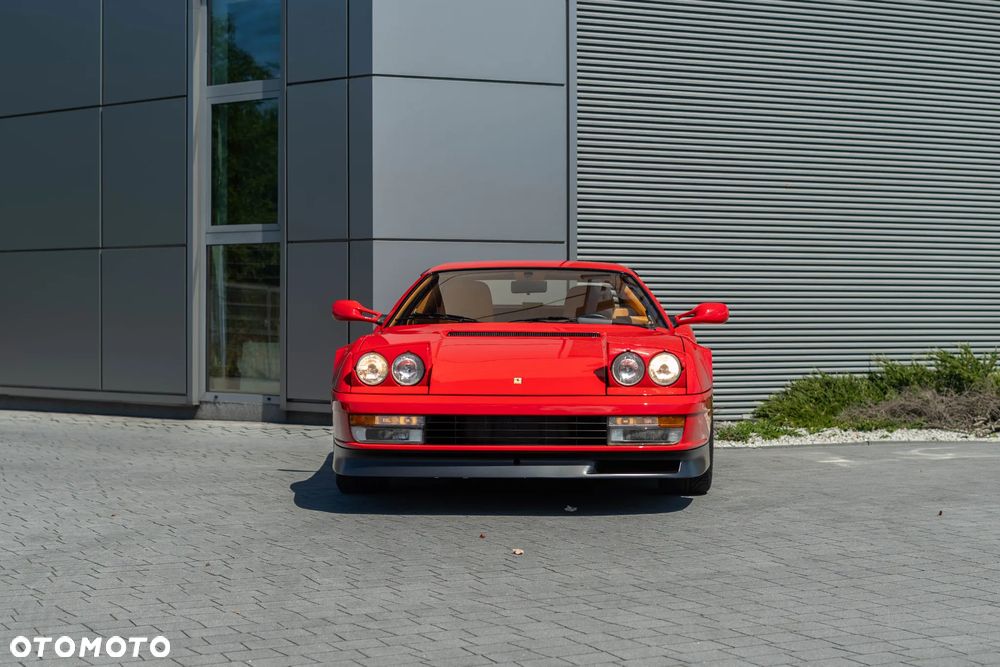 Ferrari Testarossa - 10