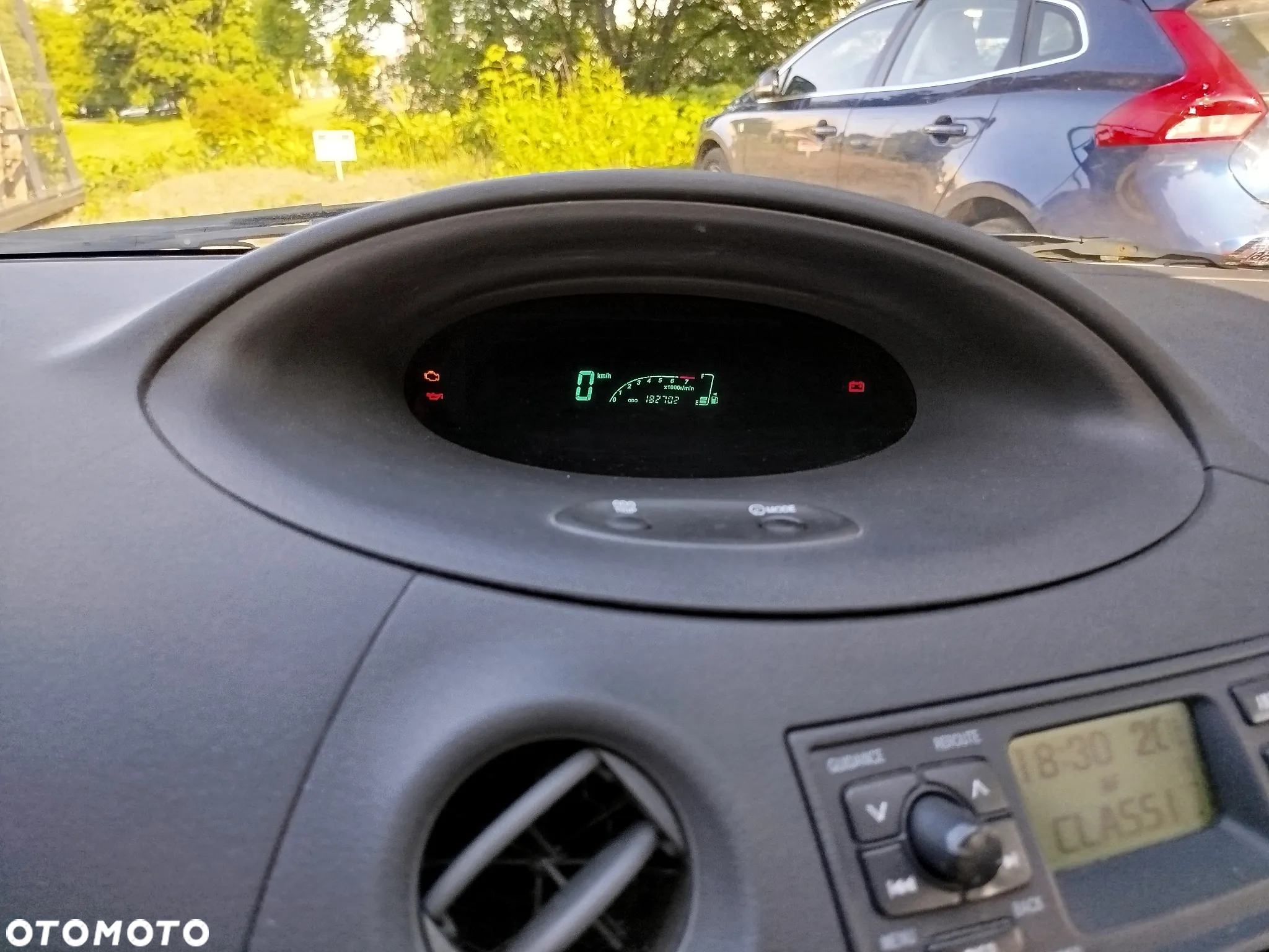 Toyota Yaris 1.3 Sol - 10