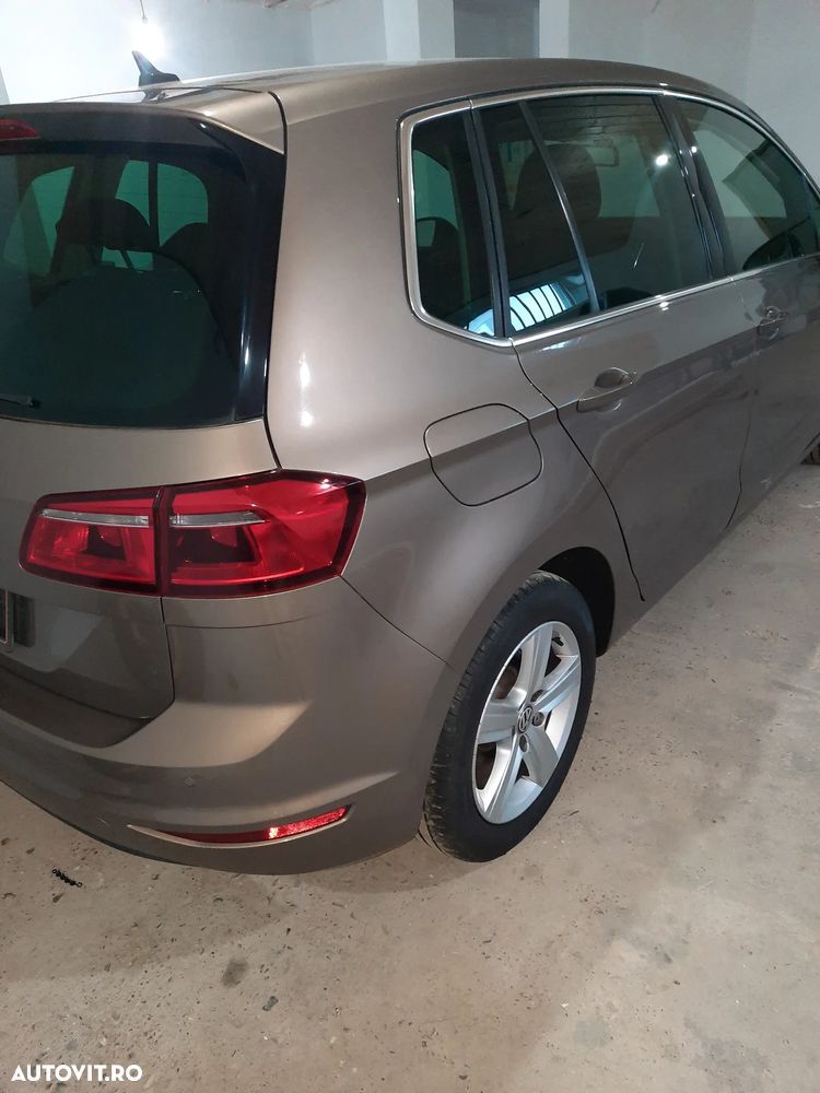 Volkswagen Golf 2.0 TDI BlueMotion Technology DSG Edition - 5